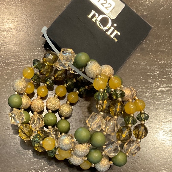 #0122 NWT NOIR BEADED BRACELET SET - Picture 1 of 2